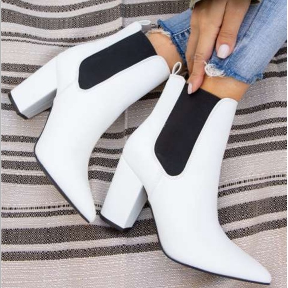 White Ankle Booties With Black Side Goring Detail - Picture 3 of 11